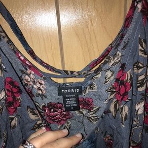 Torrid- Size 3- Gray Floral Tank Top
